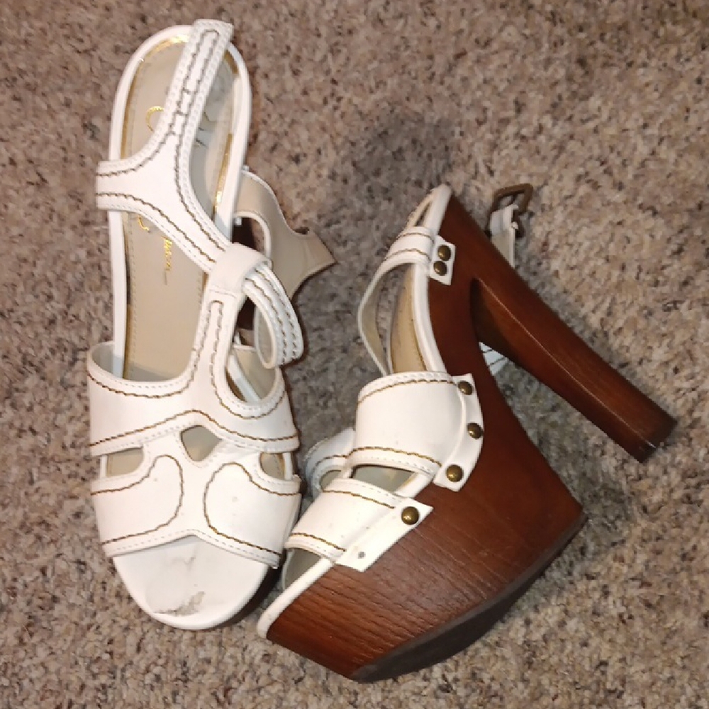 Wood heel platform sandals